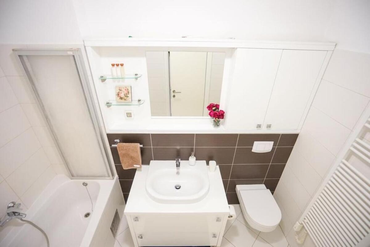 Apartment Zara White Exteriér fotografie